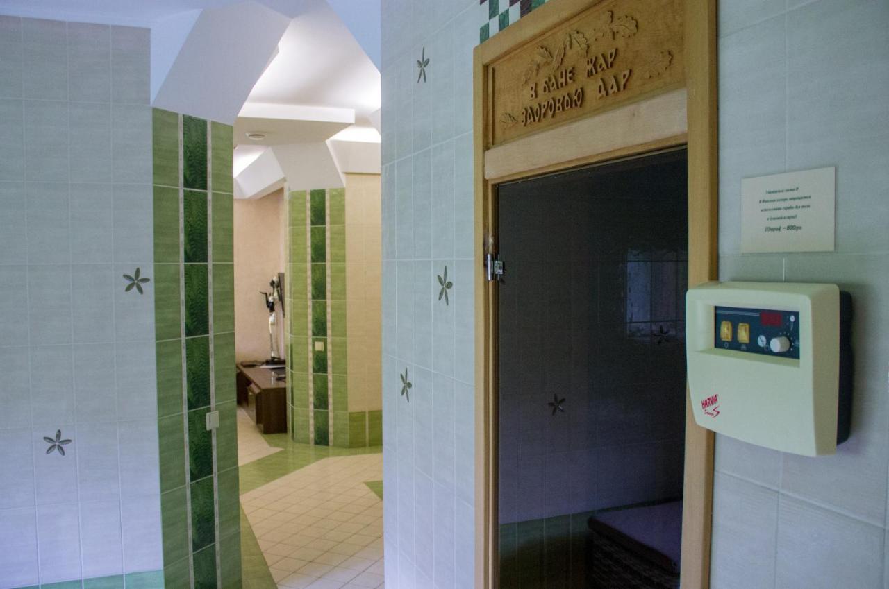 Hotel Aqvium Dnipro Esterno foto